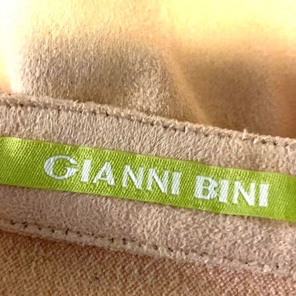 Gianni Bini Faux Suede Braid Shorts Sz L - Picture 3 of 6